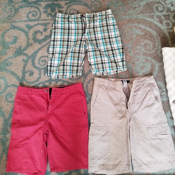 Lot of 5 men's shorts 30 &31 - Picture 3 of 4